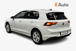 valkoinen Volkswagen Golf 2025 kuva 2.