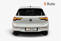 valkoinen Volkswagen Golf 2025 kuva 3.