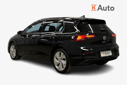 musta Volkswagen Golf 2025 kuva 3.
