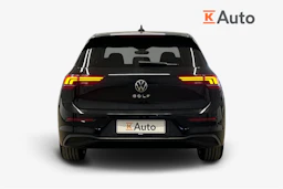 musta Volkswagen Golf 2025 kuva 4.