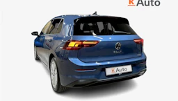 sininen Volkswagen Golf 2025 kuva 2.