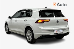 valkoinen Volkswagen Golf 2025 kuva 2.