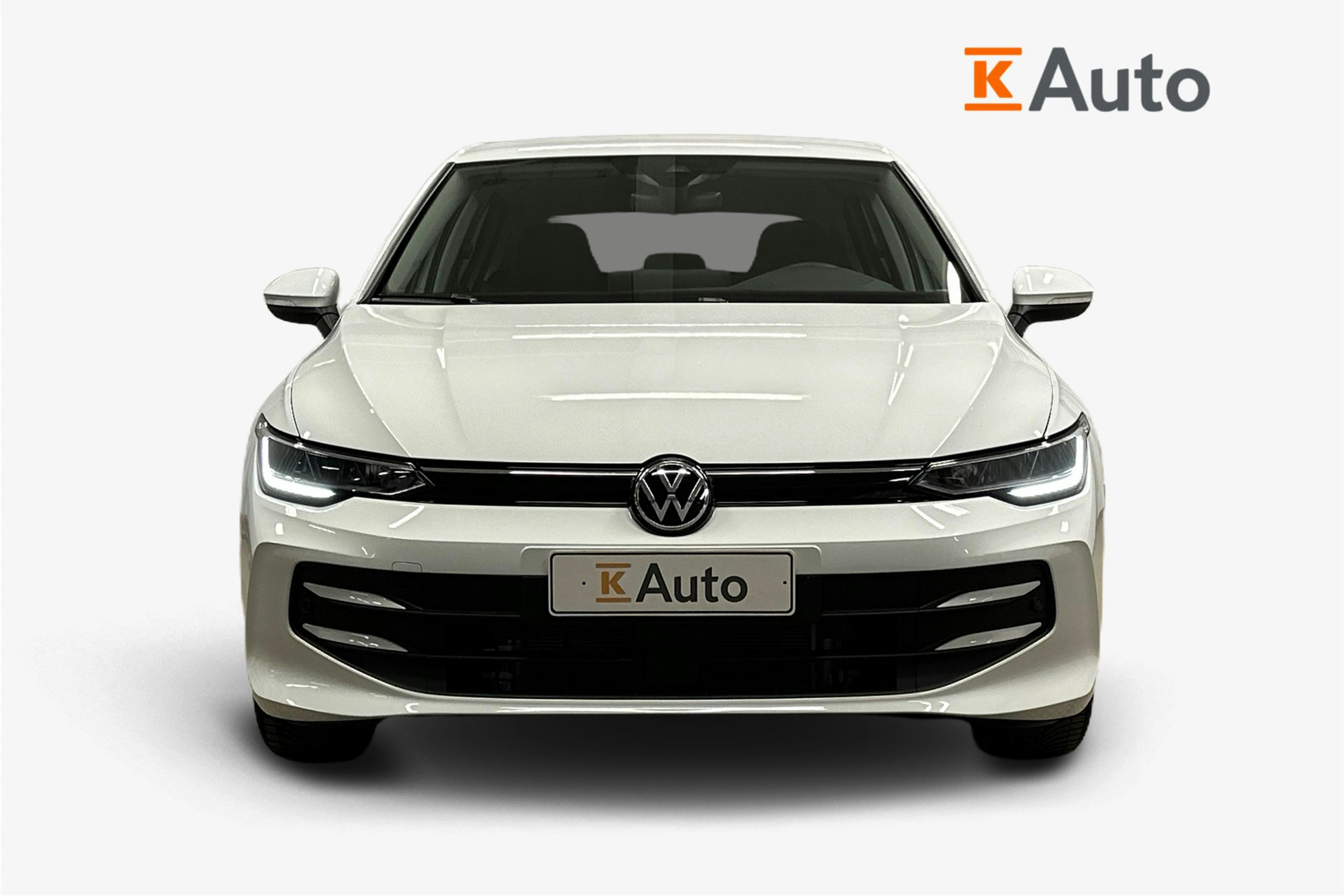 valkoinen Volkswagen Golf 2025 kuva 5.