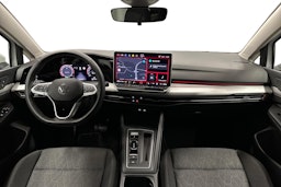 valkoinen Volkswagen Golf 2025 kuva 9.