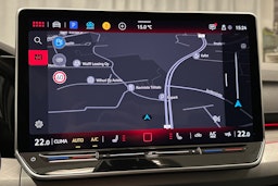 valkoinen Volkswagen Golf 2025 kuva 21.