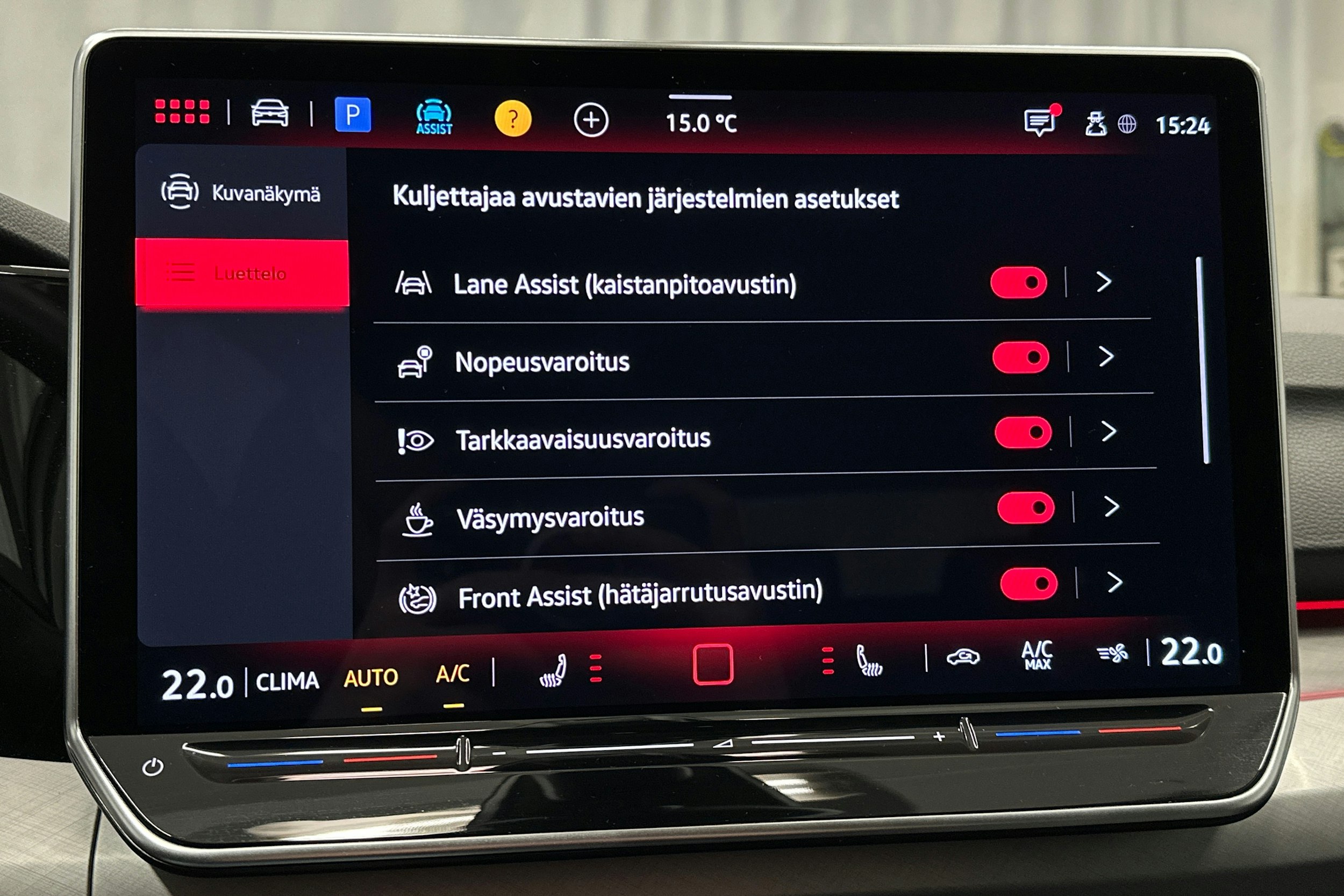 valkoinen Volkswagen Golf 2025 kuva 23.