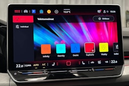 valkoinen Volkswagen Golf 2025 kuva 25.