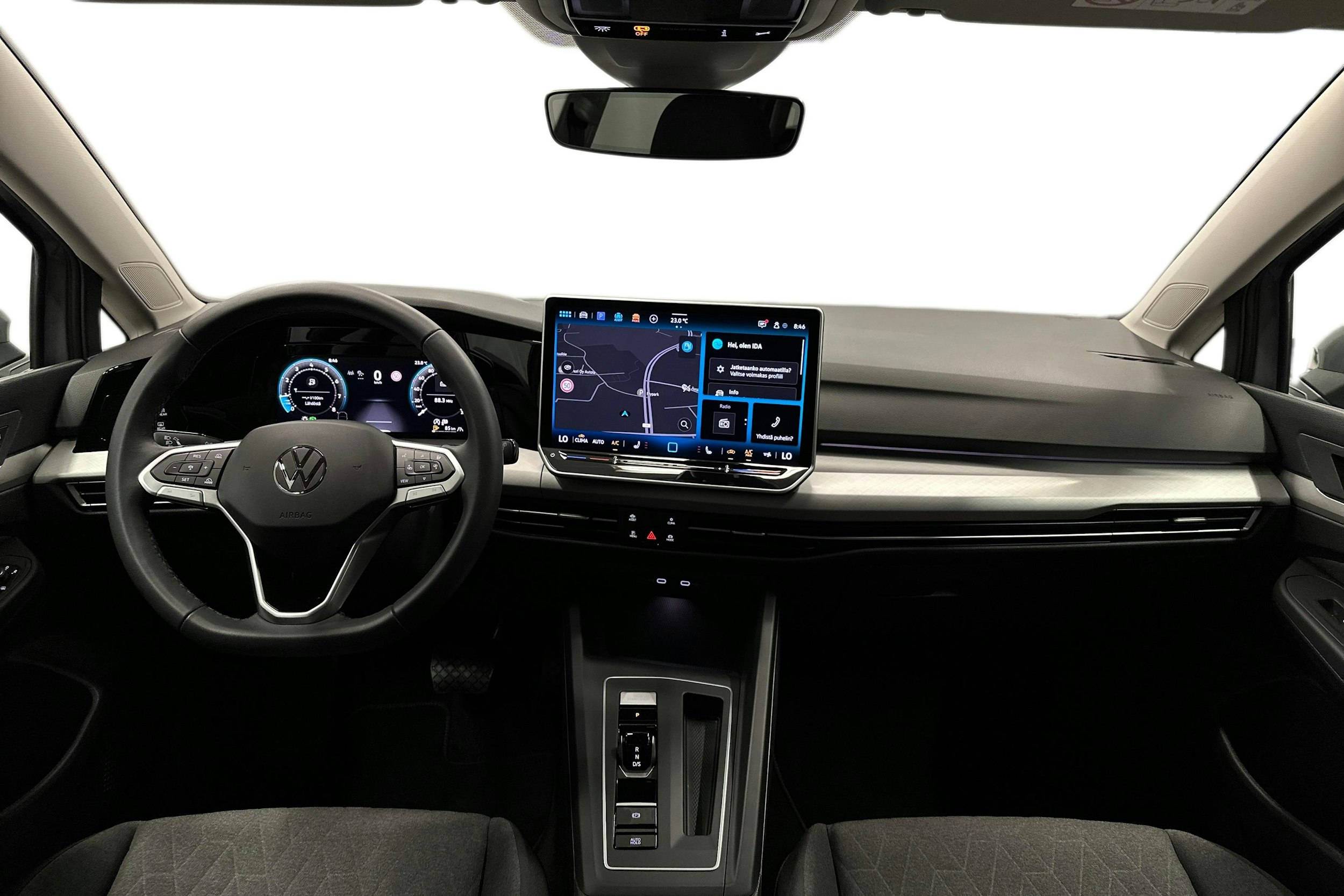 harmaa Volkswagen Golf 2025 kuva 9.
