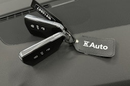 sininen Volkswagen Golf 2025 kuva 29.
