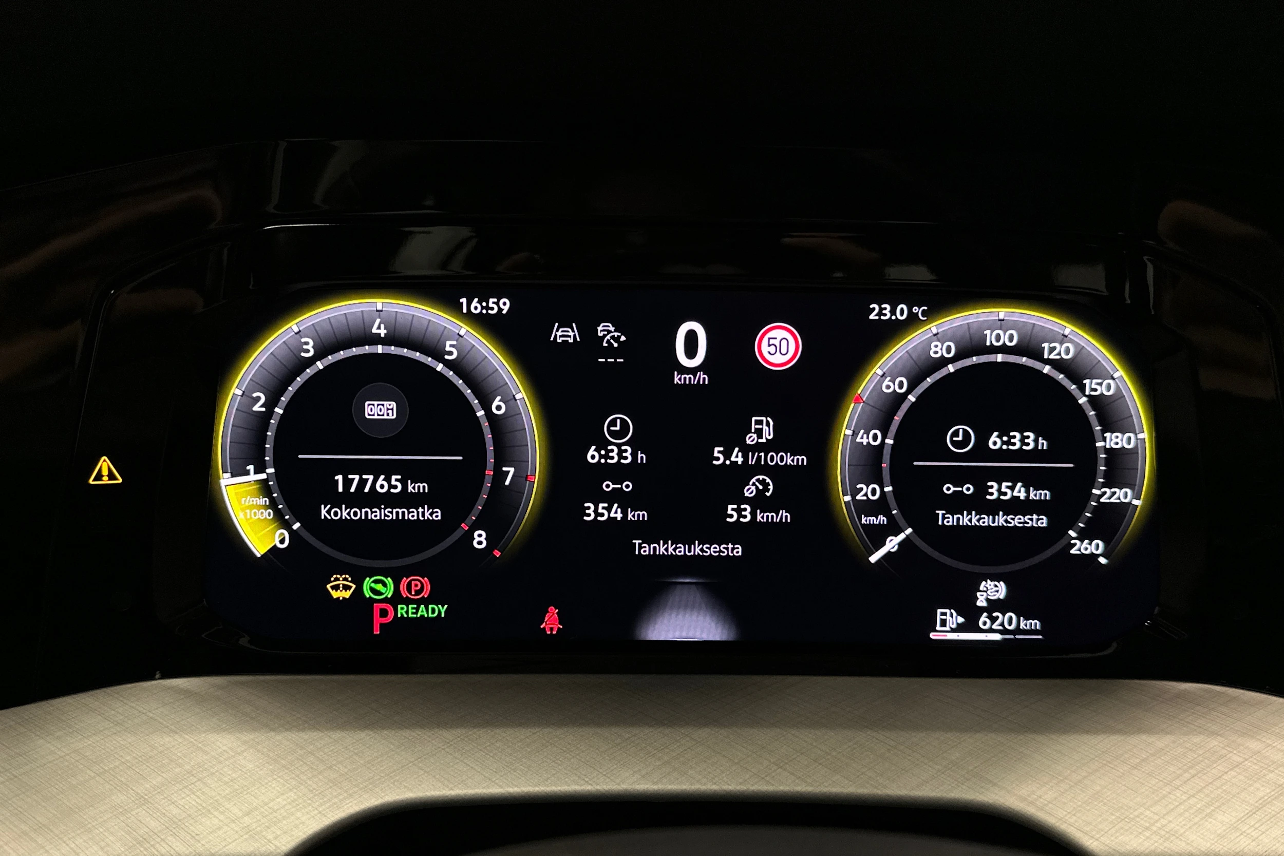 sininen Volkswagen Golf 2025 kuva 13.