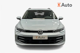 sininen Volkswagen Golf 2025 kuva 4.