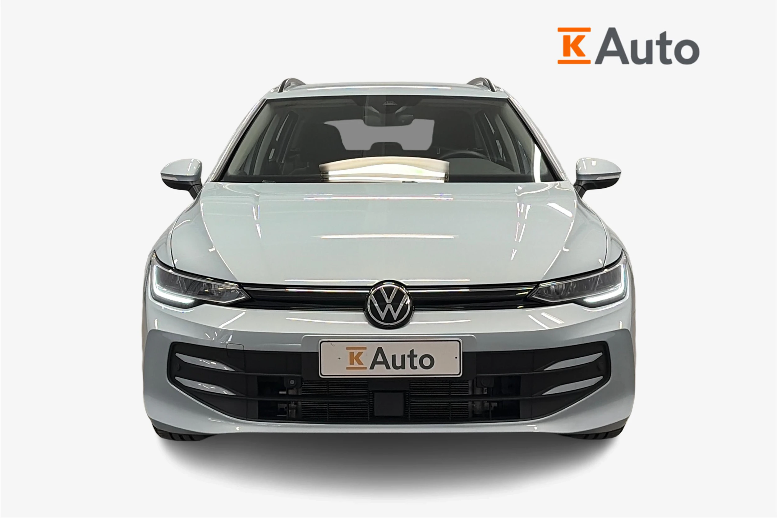 sininen Volkswagen Golf 2025 kuva 4.