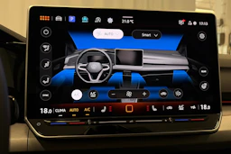 sininen Volkswagen Golf 2025 kuva 25.