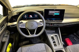 met. harmaa Volkswagen Golf 2025 kuva 6.