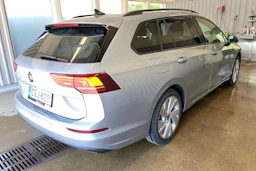 harmaa Volkswagen Golf 2025 kuva 14.