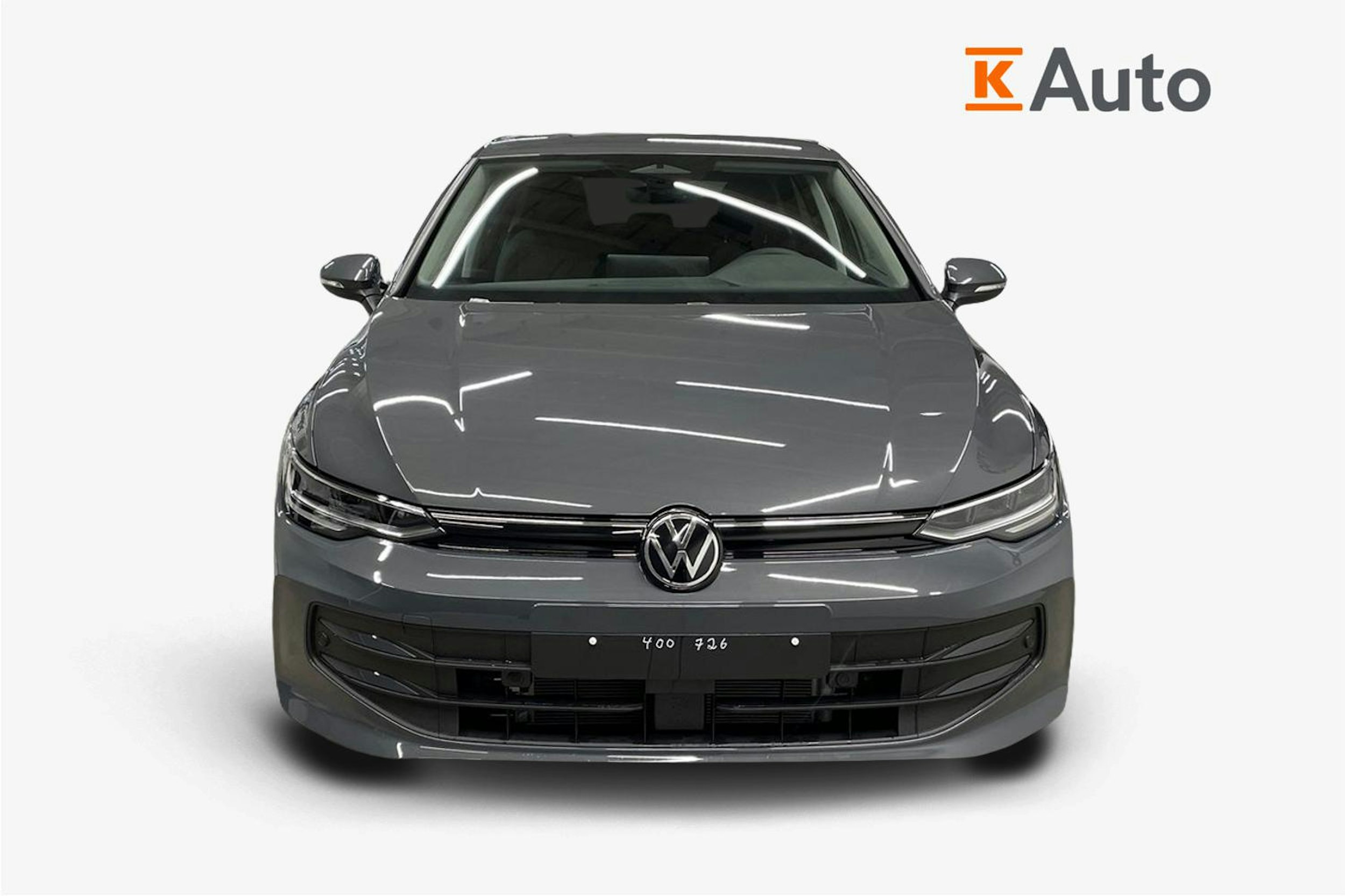 harmaa Volkswagen Golf 2025 kuva 4.