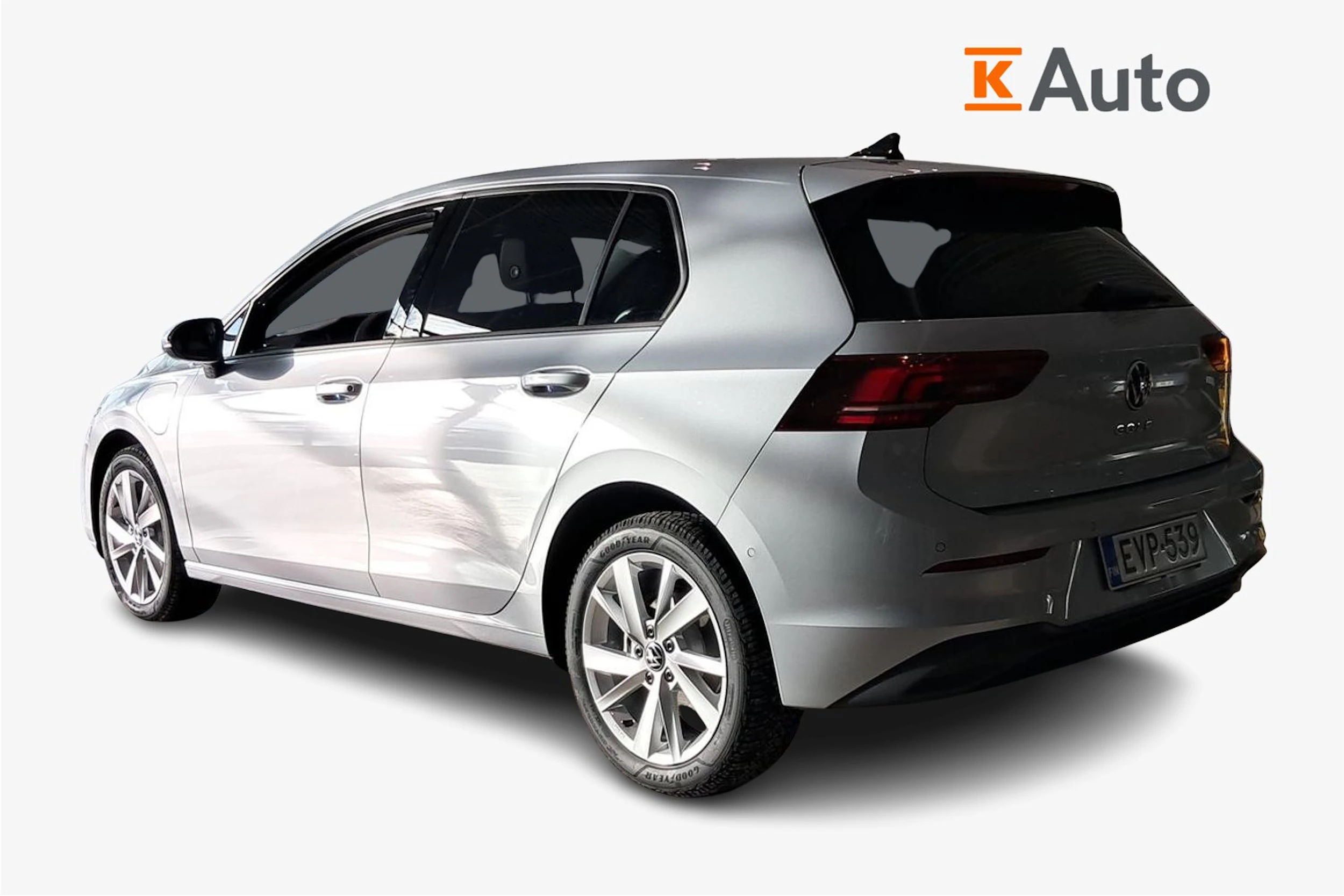 met. harmaa Volkswagen Golf 2026 kuva 2.