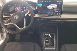 met. harmaa Volkswagen Golf 2026 kuva 7.