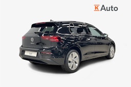 musta Volkswagen Golf 2025 kuva 2.