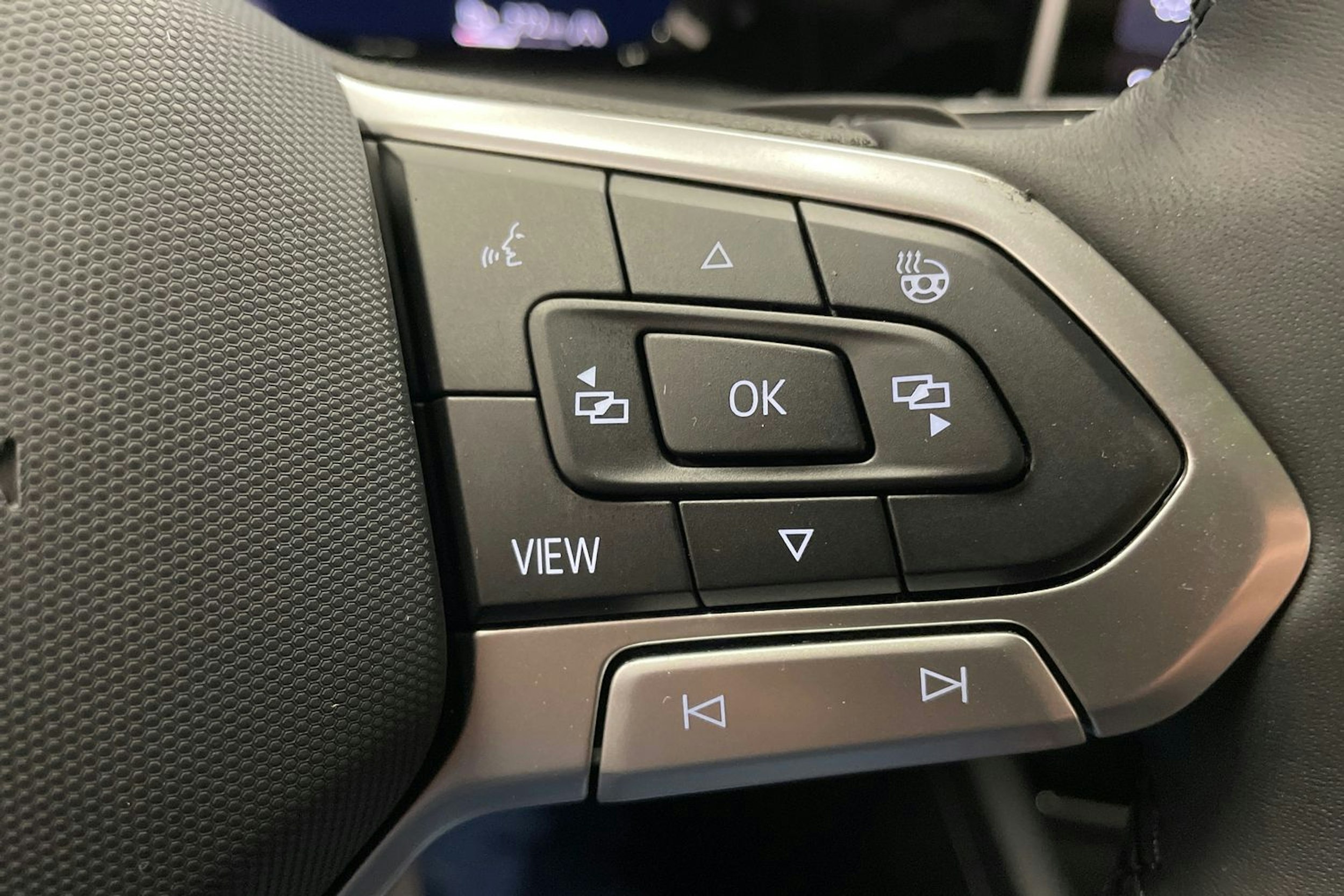 musta Volkswagen Golf 2025 kuva 15.