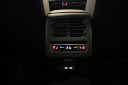 valkoinen Volkswagen Golf 2025 kuva 4.