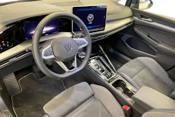 Sininen Volkswagen GOLF 2025 kuva 8.