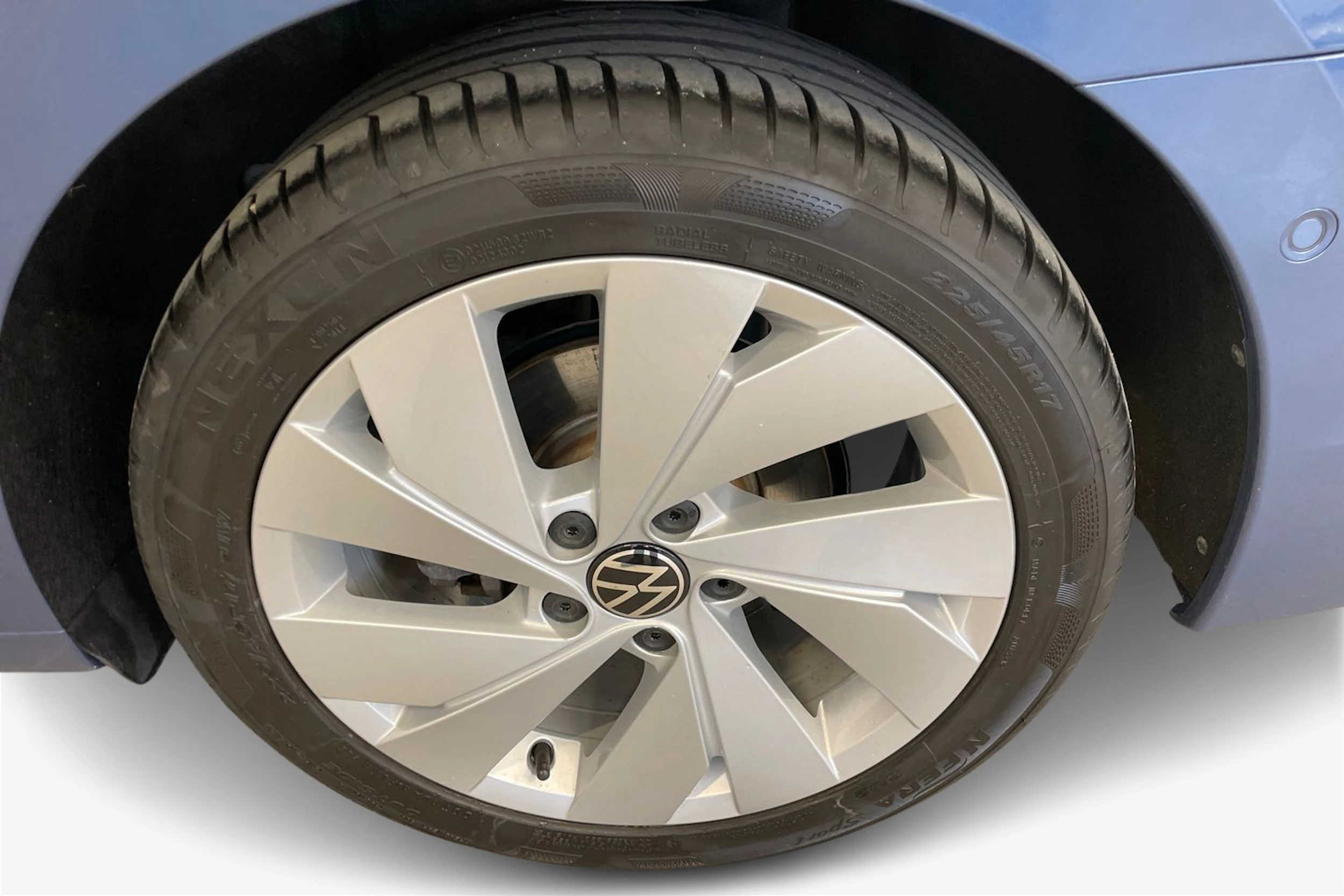 Sininen Volkswagen GOLF 2025 kuva 12.