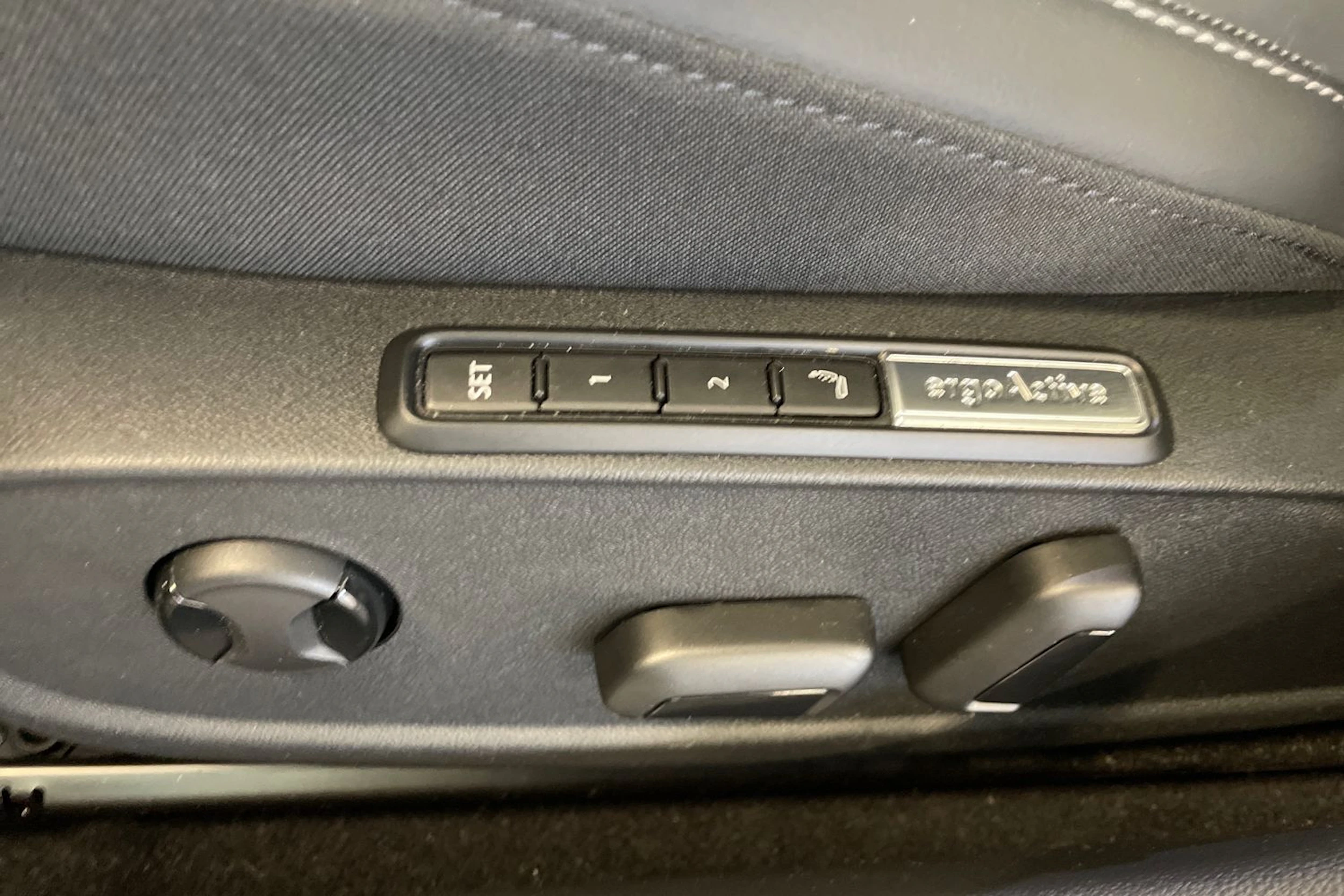 Sininen Volkswagen GOLF 2025 kuva 19.