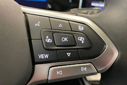 Sininen Volkswagen GOLF 2025 kuva 31.
