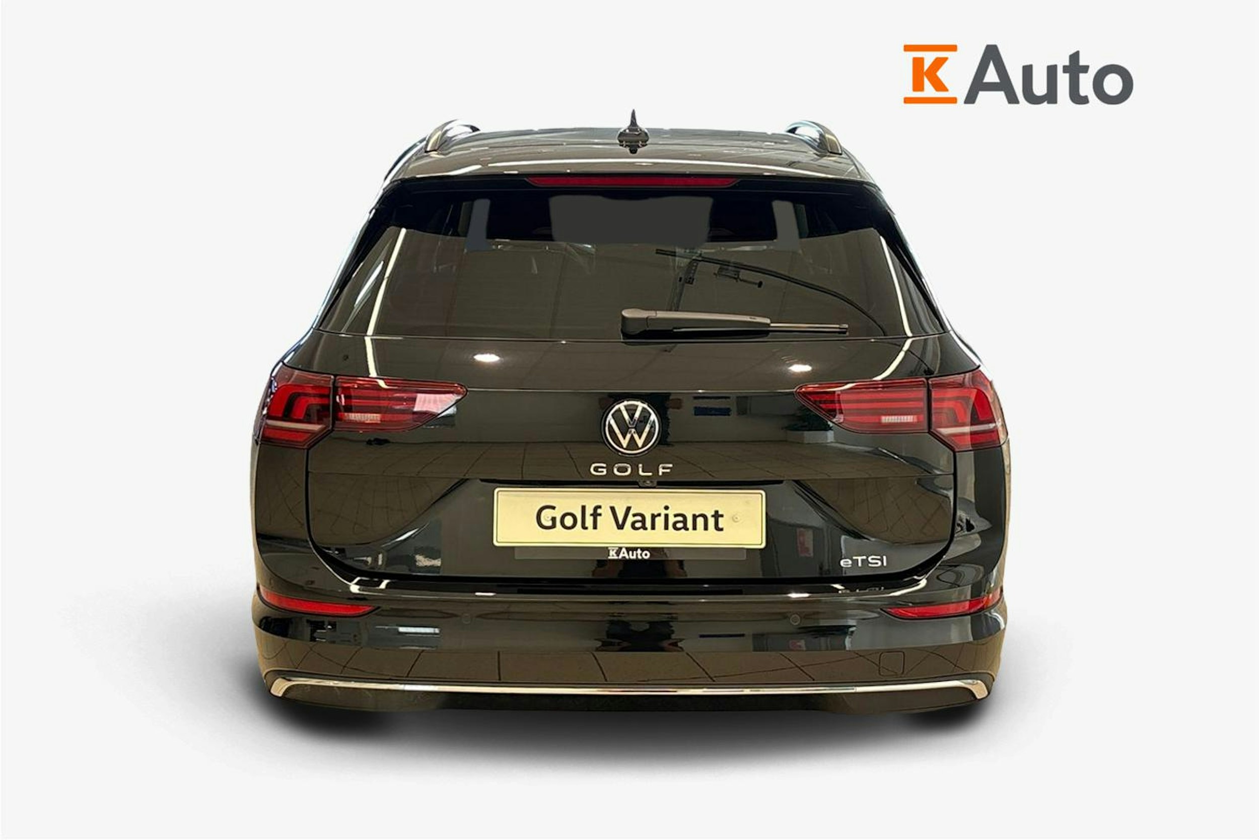 musta Volkswagen Golf 2025 kuva 3.