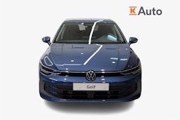 sininen Volkswagen Golf 2025 kuva 4.