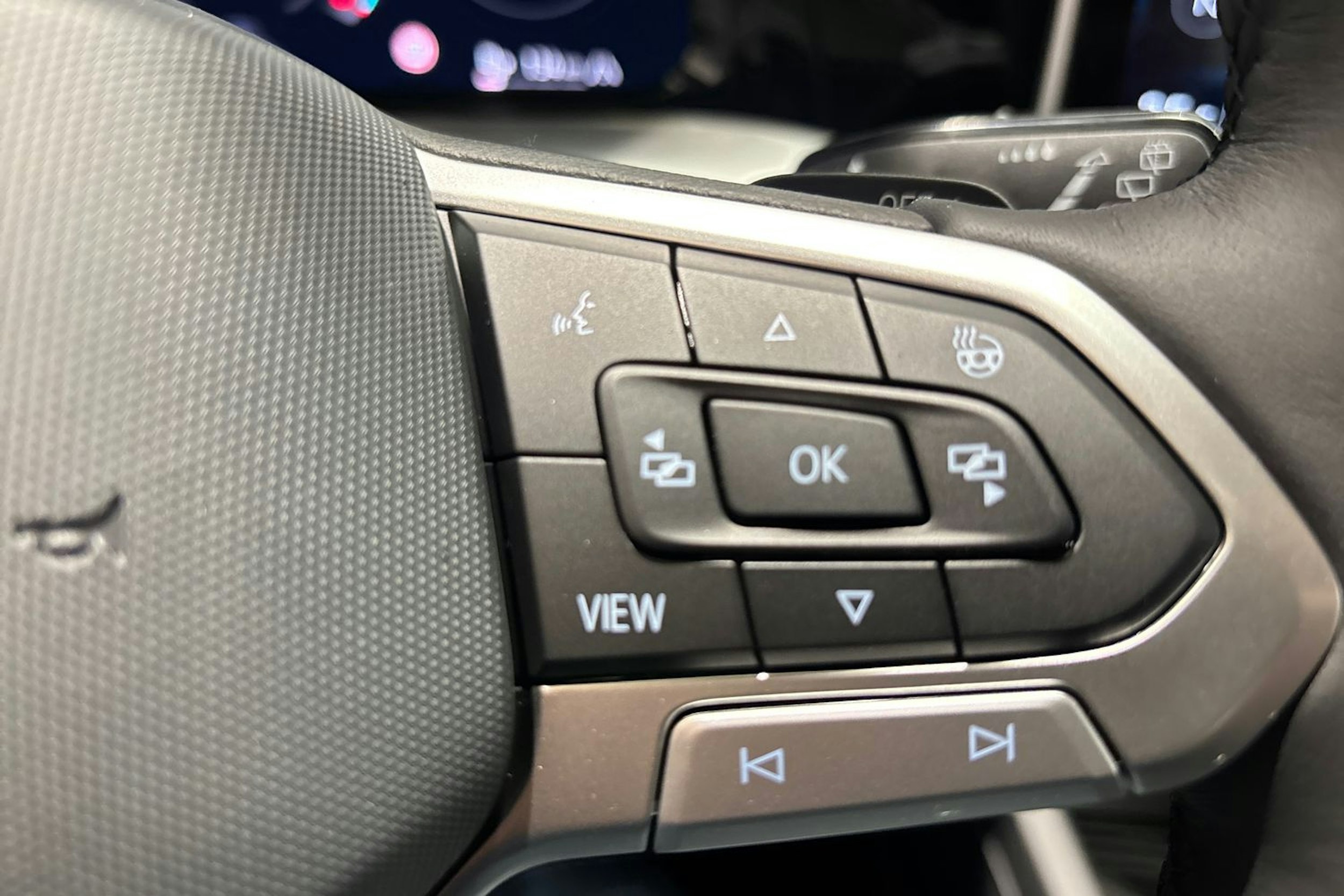 sininen Volkswagen Golf 2025 kuva 12.