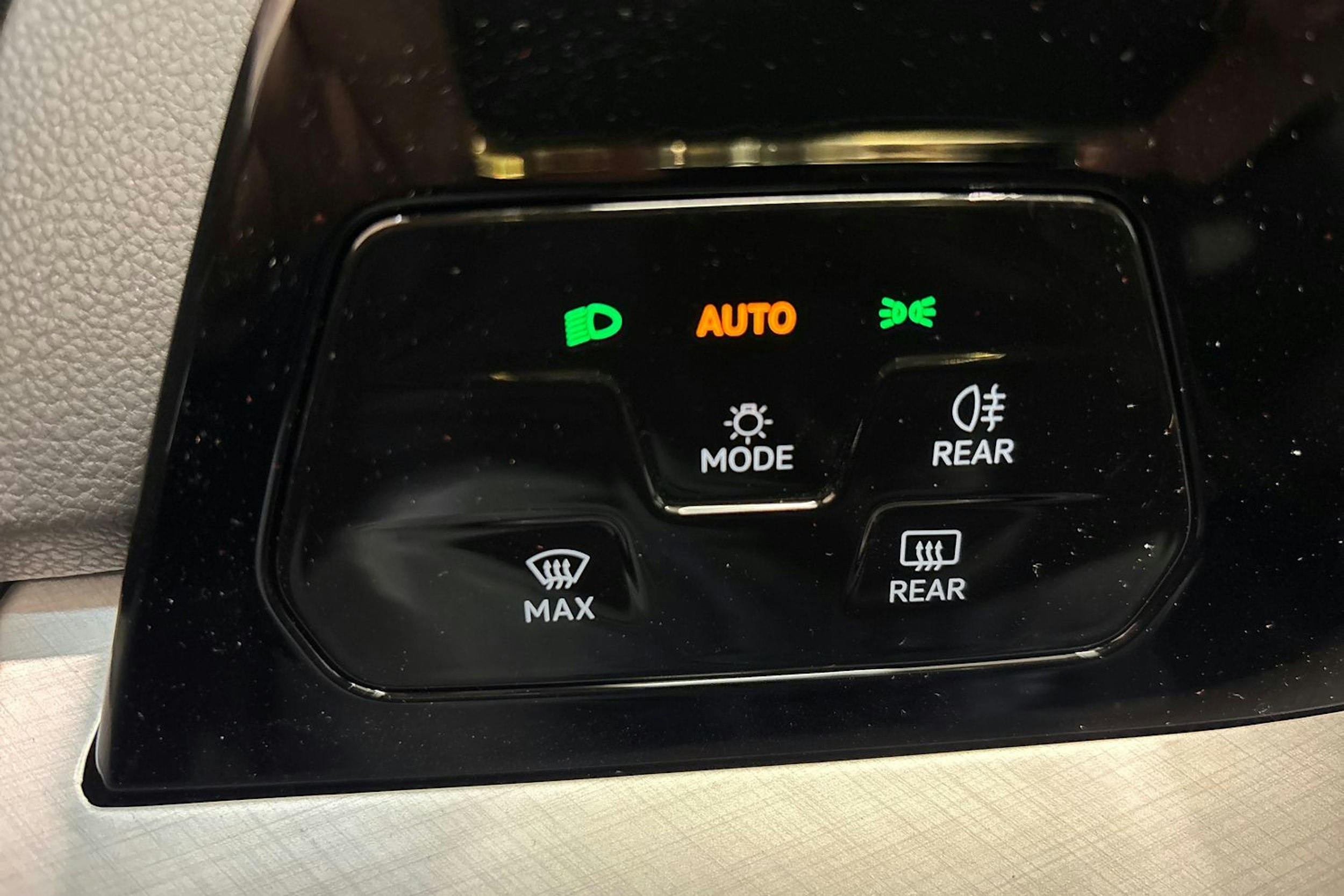 sininen Volkswagen Golf 2025 kuva 13.