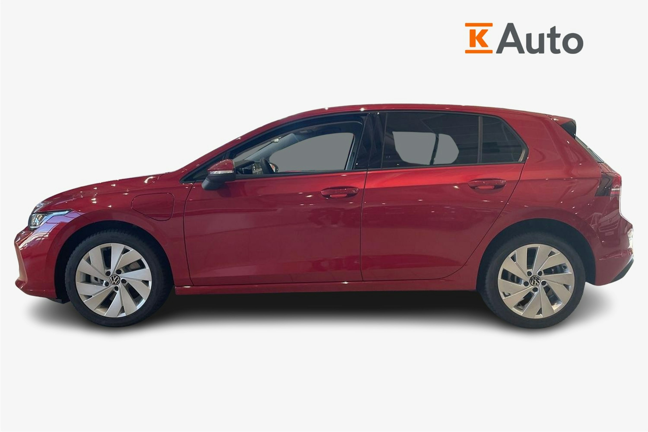 punainen Volkswagen Golf 2025 kuva 5.
