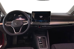 punainen Volkswagen Golf 2025 kuva 7.