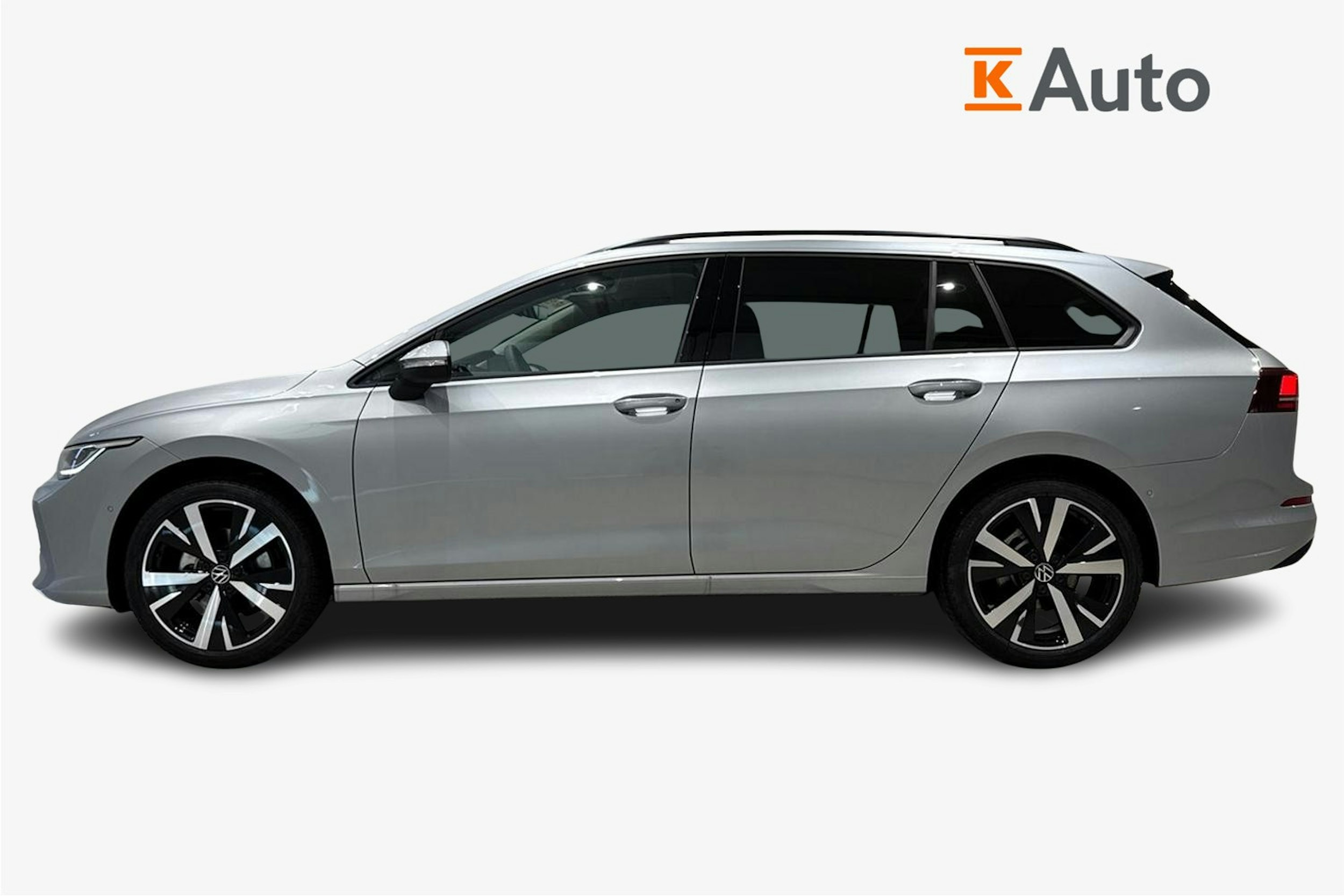 met. harmaa Volkswagen Golf 2025 kuva 5.