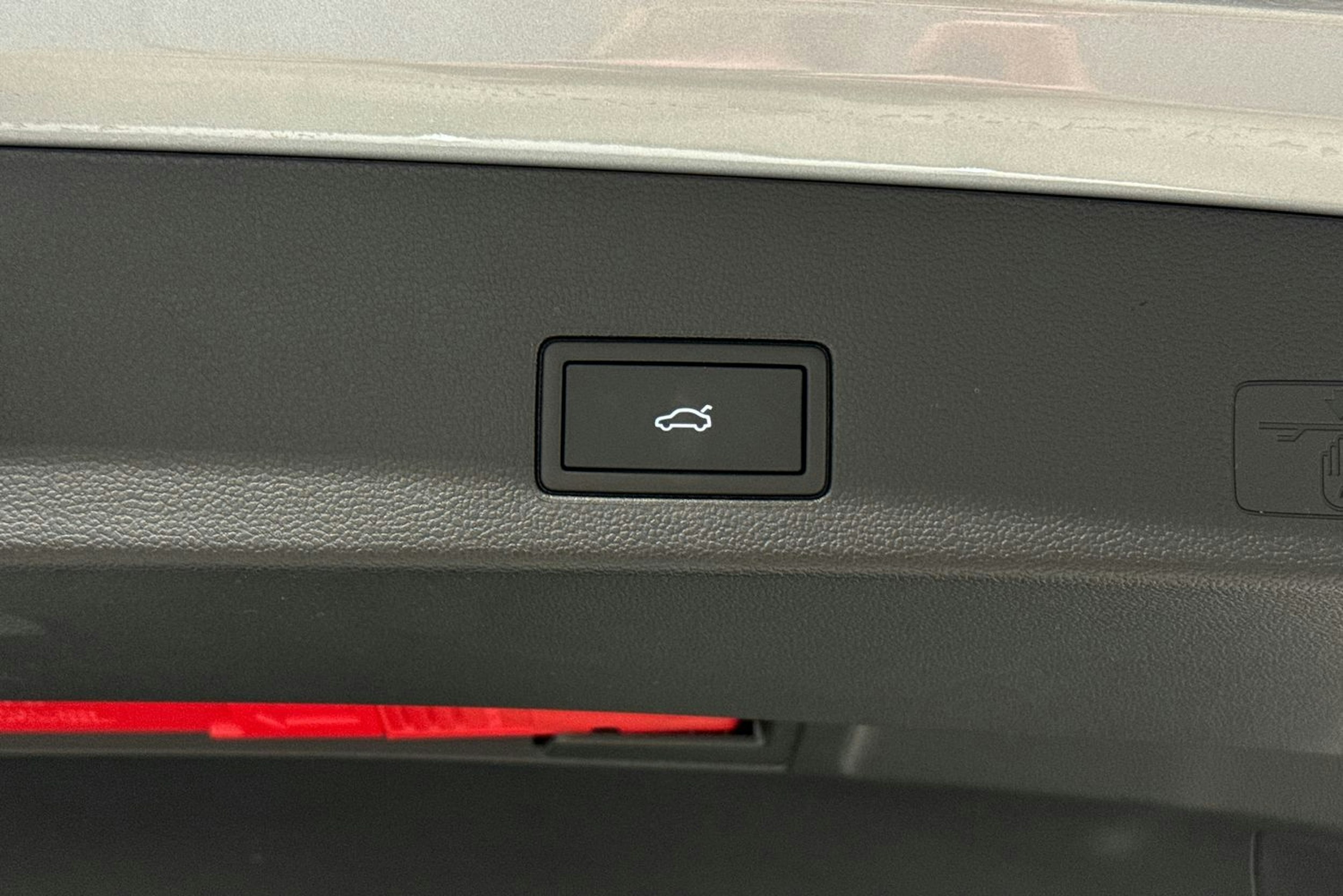 met. harmaa Volkswagen Golf 2025 kuva 12.