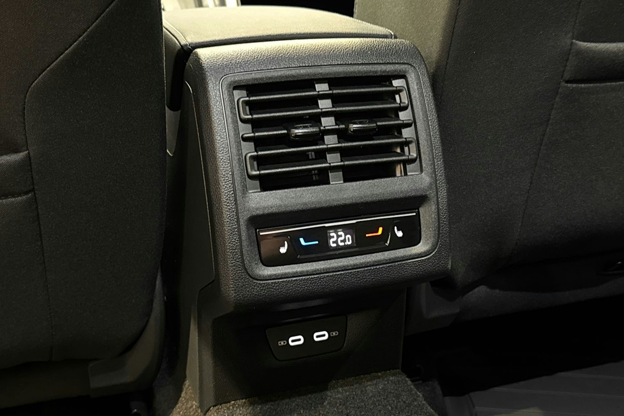 met. harmaa Volkswagen Golf 2025 kuva 13.