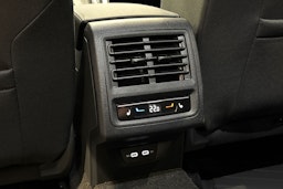 met. harmaa Volkswagen Golf 2025 kuva 13.
