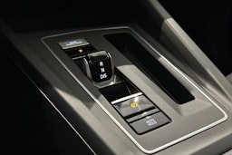 met. harmaa Volkswagen Golf 2025 kuva 16.
