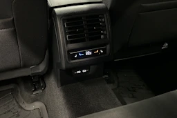 met. harmaa Volkswagen Golf 2025 kuva 34.