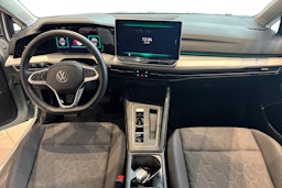 met. sininen Volkswagen Golf 2025 kuva 7.