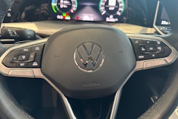 met. sininen Volkswagen Golf 2025 kuva 15.