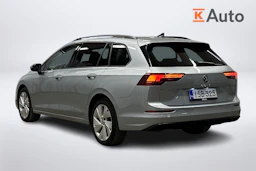 harmaa Volkswagen Golf 2025 kuva 3.