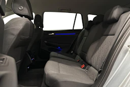 harmaa Volkswagen Golf 2025 kuva 11.