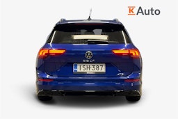 sininen Volkswagen Golf 2025 kuva 3.