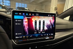 sininen Volkswagen Golf 2025 kuva 26.