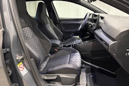 met. harmaa Volkswagen Golf 2025 kuva 14.