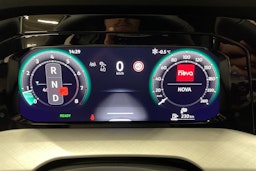 harmaa Volkswagen Golf 2025 kuva 7.