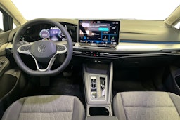 Volkswagen Golf 2025 kuva 7.